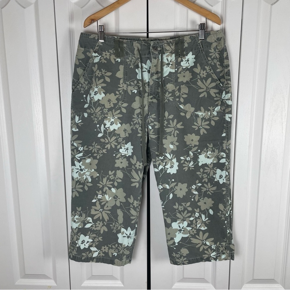 Y2K Gloria Vanderbilt Ripstop Floral Capri Pants Women’s 14 Green Utility Sporty